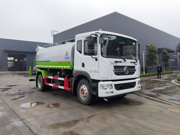 14方东风D9喷洒车