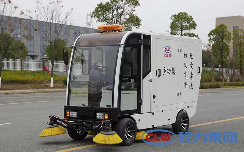 CL2400电动四轮扫地机